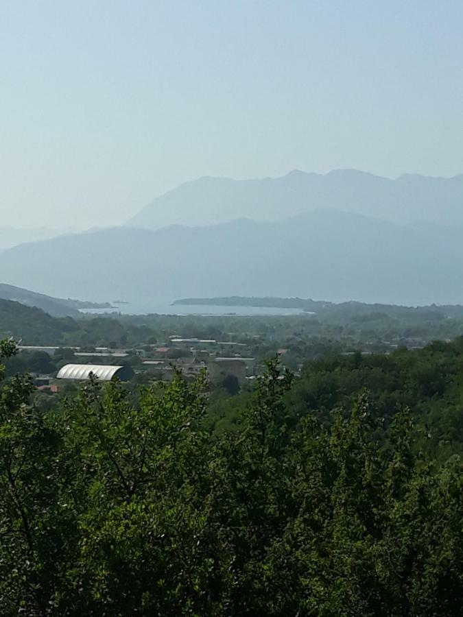 Apartman Laki Appartamento Cattaro Esterno foto